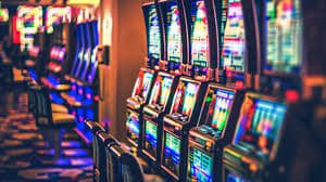 Bàn Live Casino game go88 với dealer thật phát sóng trực tiếp cho người chơi Việt Nam